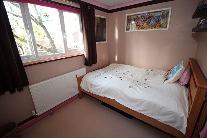 2 Bedroom Flat To Rent In Claylands Road, Bishops Waltham, SO32