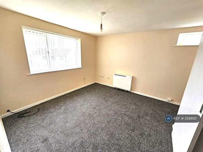1 Bedroom Flat To Rent In Ryecroft Road, Rawmarsh, Rotherham, S62