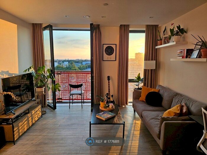 1 Bedroom Flat To Rent In Back Hulme Street, Salford, M5