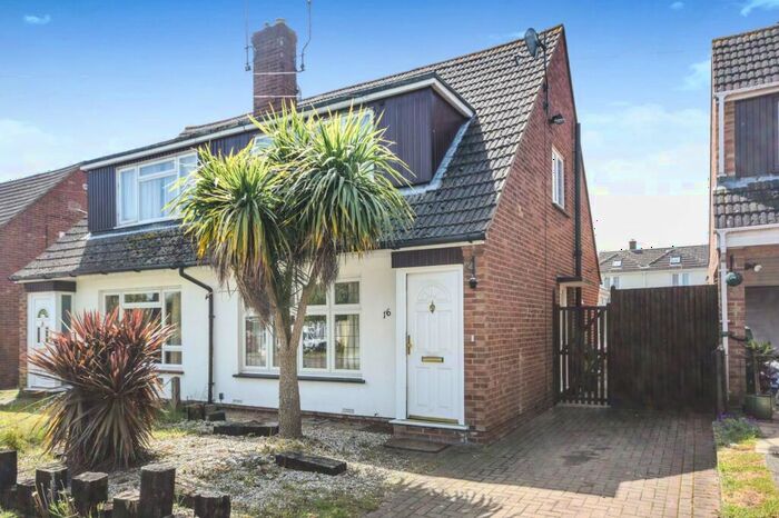 3 Bedroom Semi-Detached House To Rent In Malyon Road, Witham, CM8