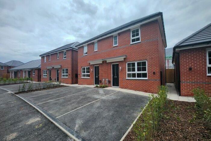 3 Bedroom Semi-Detached House To Rent In Cornflower Drive, Preston, PR3