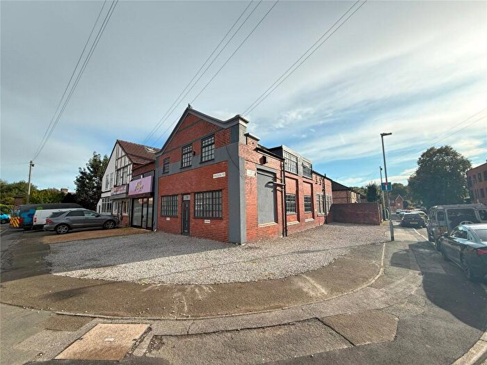 4 Bedroom Semi-Detached House For Sale In Kingslea Road, Withington, M20
