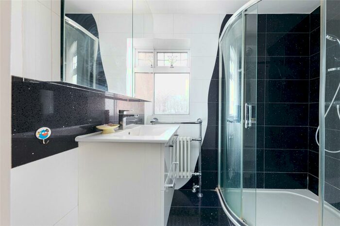 4 Bedroom House To Rent In Cumming Street, Islington, London, N1