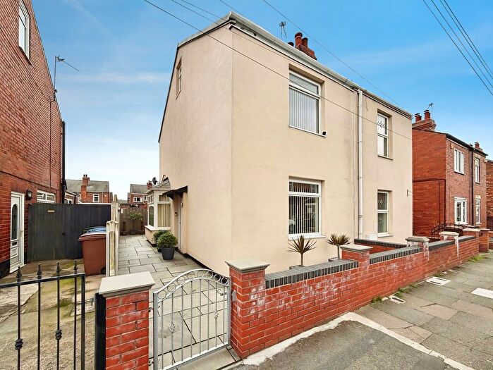 3 Bedroom Semi Detached House For Sale In Bournville, Goole, East Yorkshire, DN14