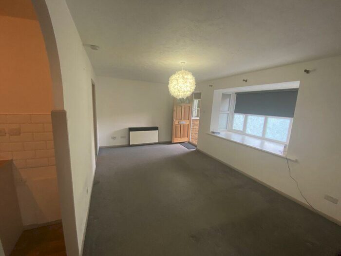 1 Bedroom Flat To Rent In Knights Manor Way, Dartford, DA1