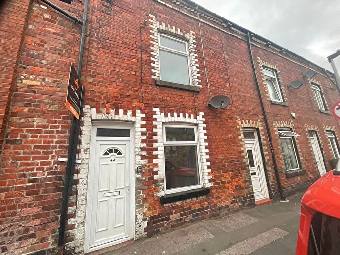 4 Bedroom Terraced House To Rent In Trafalgar Street West, Scarborough, YO12
