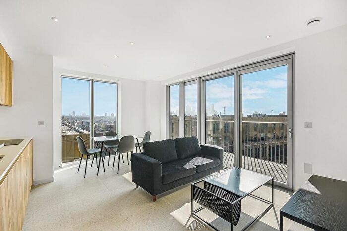 1 Bedroom Apartment To Rent In Jacquard Point, London, E1