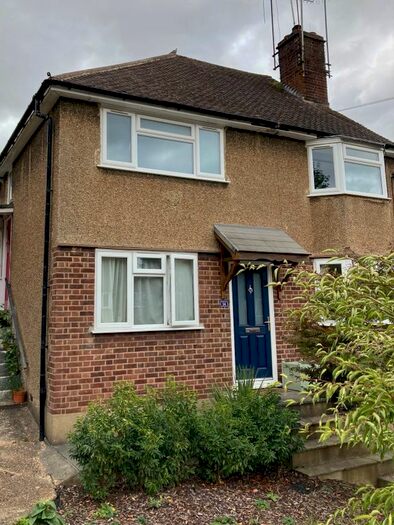 2 Bedroom Maisonette To Rent In Kenton Gardens, St. Albans, Hertfordshire, AL1