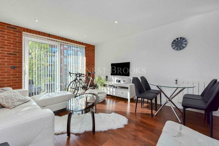 2 Bedroom Apartment To Rent In Warehouse Court, No Street, Woolwich, SE18