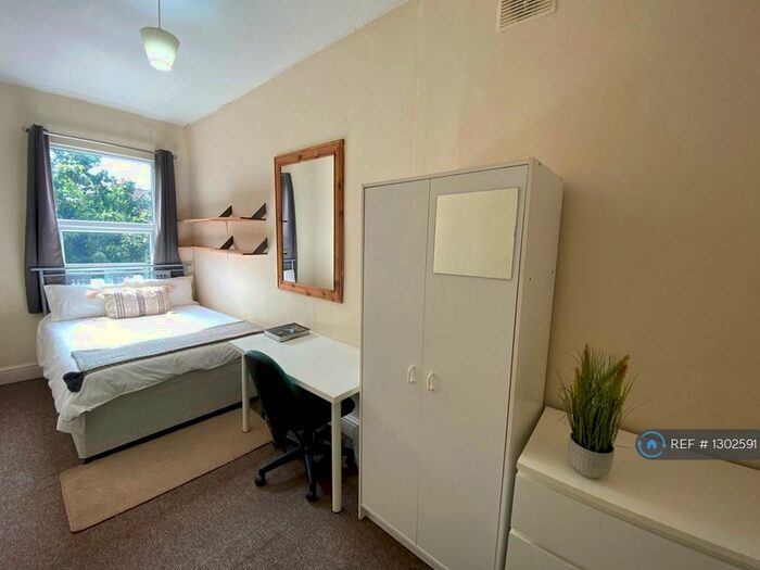 4 Bedroom Terraced House To Rent In Harley Street, Coventry, CV2