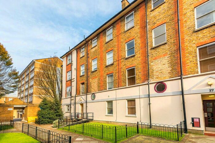1 Bedroom Flat To Rent In Penzance Street, Holland Park, London, W11