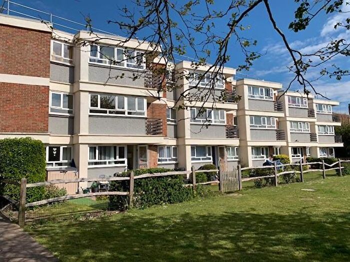 2 Bedroom Flat To Rent In Fitzleet House, Queensway, Bognor Regis, PO21