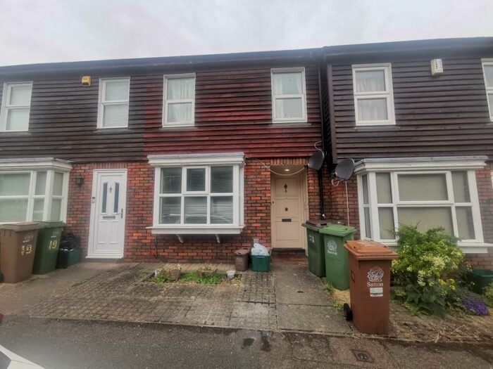2 Bedroom Terraced House To Rent In Village Row, Sutton, SM2