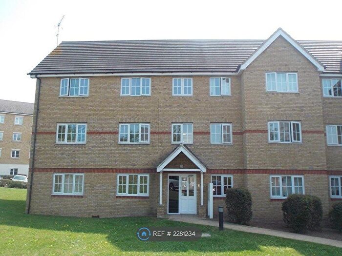 1 Bedroom Flat To Rent In Kendal, Purfleet, RM19