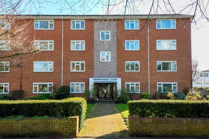 2 Bedroom Flat To Rent In Thornycroft Court, Kew Road, Kew, Richmond, Surrey, TW9