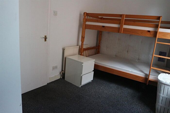 1 Bedroom Flat To Rent In Lea Bridge Road, Leyton, E10