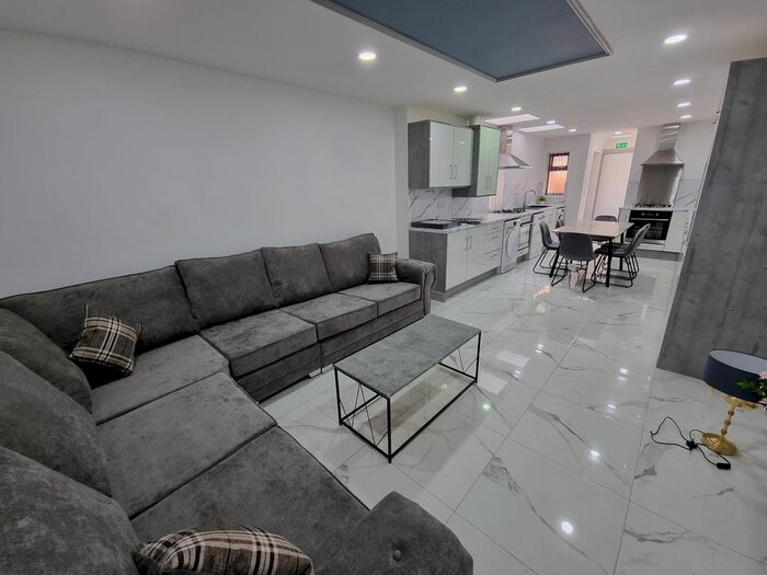 1 Bedroom Terraced House To Rent In Rookery Road, Birmingham, B29