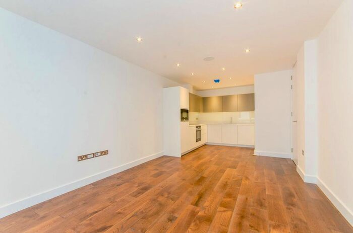 1 Bedroom Flat To Rent In Chatham Place, Hackney, London, E9