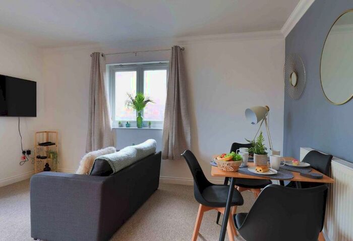 2 Bedroom Serviced Apartments To Rent In , Queensgate, Swindon, Wiltshire, SN1