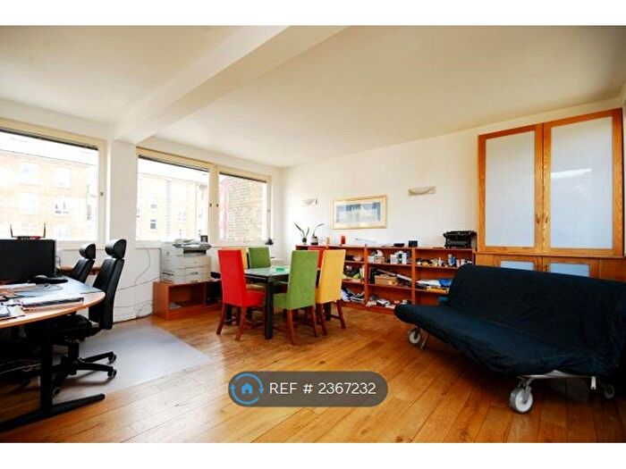 2 Bedroom Flat To Rent In Staten Building, London, E3