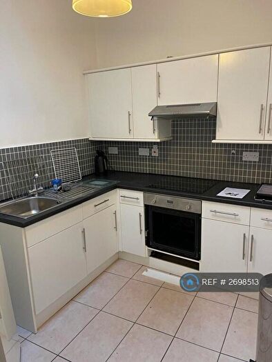 Studio To Rent In Kelvin Drive, Glasgow, G20