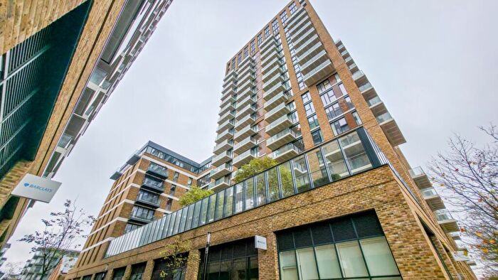 3 Bedroom Penthouse For Sale In Compton House, Victory Parade, Royal Arsenal, London, SE18