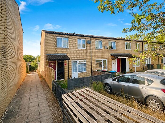 3 Bedroom End Terrace House For Sale In Mullen Avenue, Downs Barn, Milton Keynes, MK14