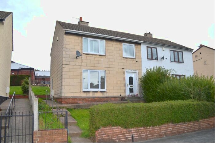 3 Bedroom Semi-Detached House To Rent In Skelton Avenue, Mapplewell, Barnsley, South Yorkshire S75