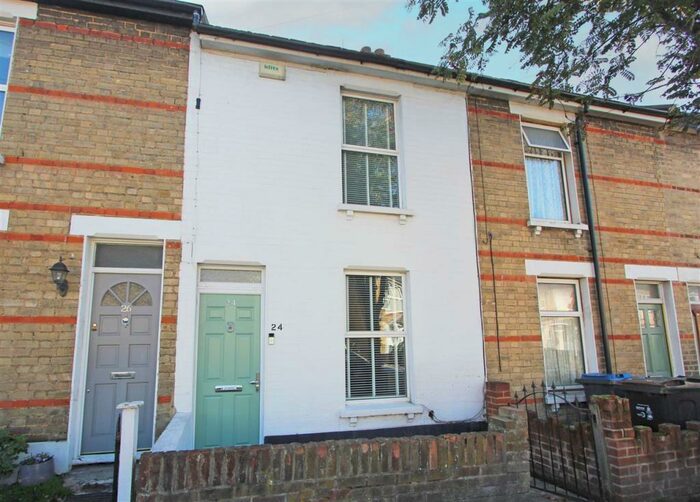 2 Bedroom Terraced House To Rent In Crunden Road, South Croydon, CR2