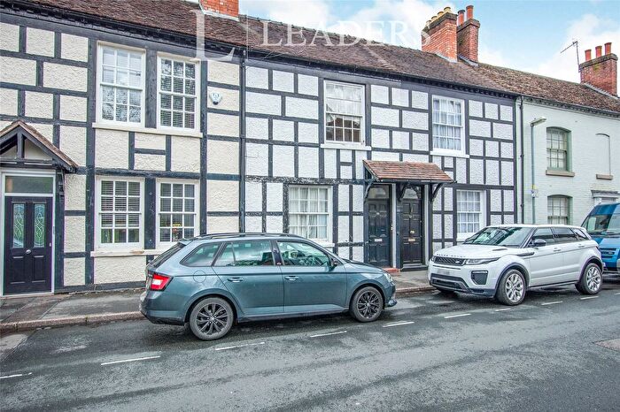 1 Bedroom Flat For Sale In Friar Street, Droitwich, Worcestershire, WR9