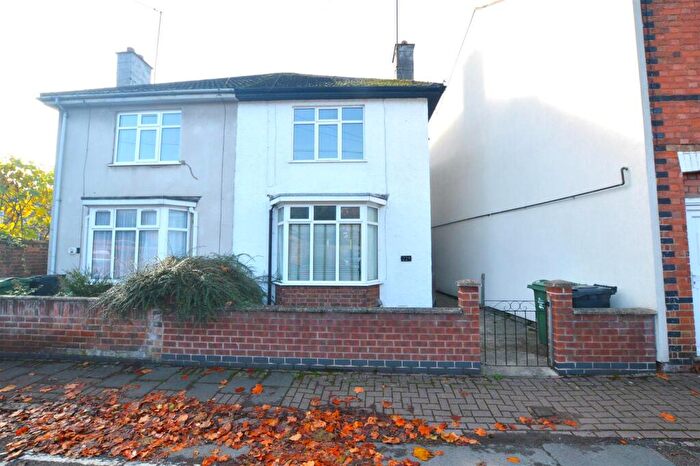 2 Bedroom Semi Detached House For Sale In Albert Street, Loughborough, LE11