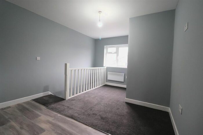1 Bedroom Flat To Rent In Silverton Road, Foleshill, Coventry, CV6