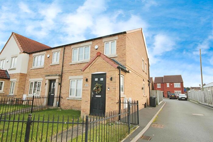 3 Bedroom End Of Terrace House To Rent In Doncaster Road, Branton, DN3