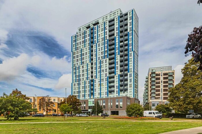 1 Bedroom Apartment To Rent In Town Centre Location, HP1