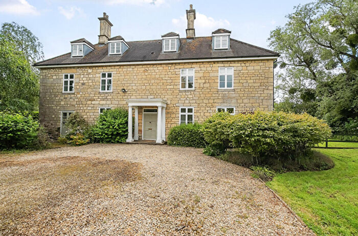 1 Bedroom Flat To Rent In Leckhampton Court, Cheltenham, GL51