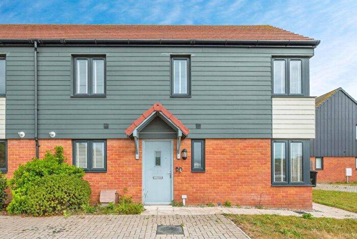 3 Bedroom House To Rent In Emerald Close, Bradwell, Great Yarmouth, NR31