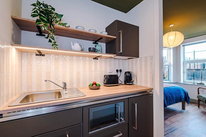 Studio To Rent In Consort Terrace, Leeds, LS3