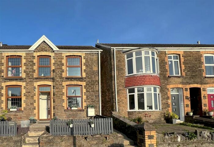 3 Bedroom Property To Rent In The Highlands, Neath Abbey, Neath, SA10
