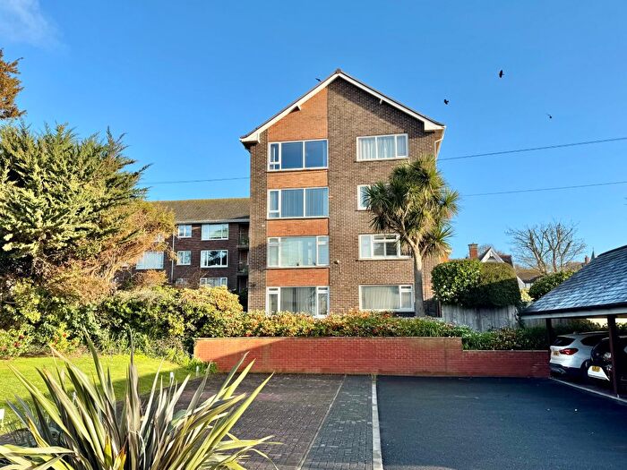 2 Bedroom Flat For Sale In Douglas Avenue, Exmouth, EX8