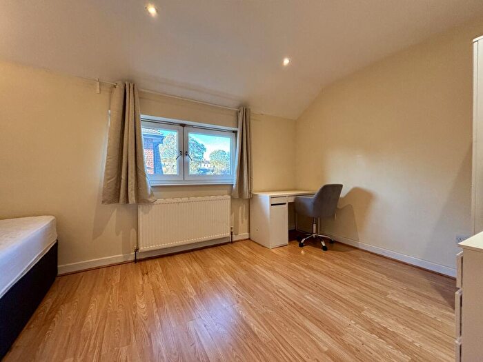 1 Bedroom House To Rent In House Share, Beck Lane, BR3