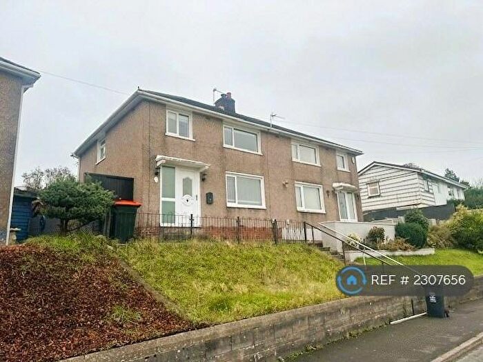 3 Bedroom Semi-Detached House To Rent In Hillside Crescent, Rogerstone, Newport, NP10