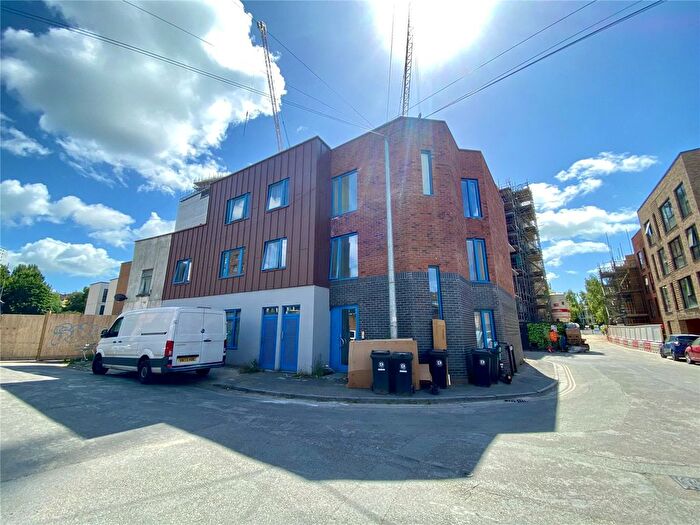 3 Bedroom Flat To Rent In Mill Lane, Bedminster, Bristol, BS3