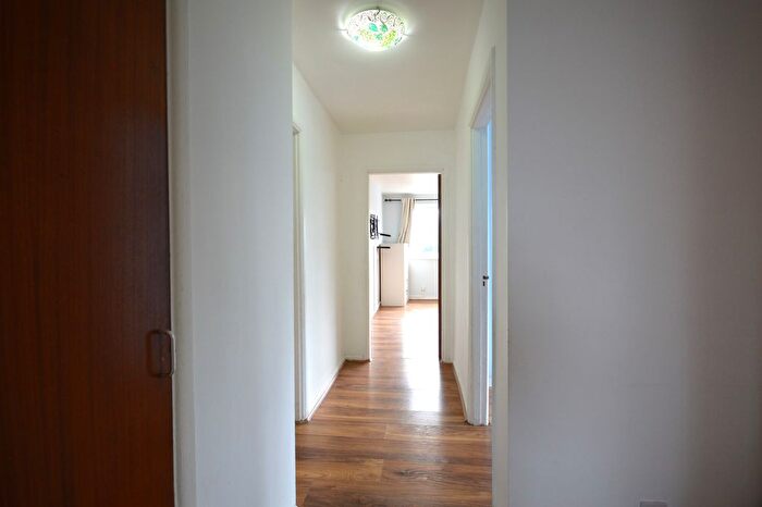 3 Bedroom Flat To Rent In Talisman Way, Wembley, HA9