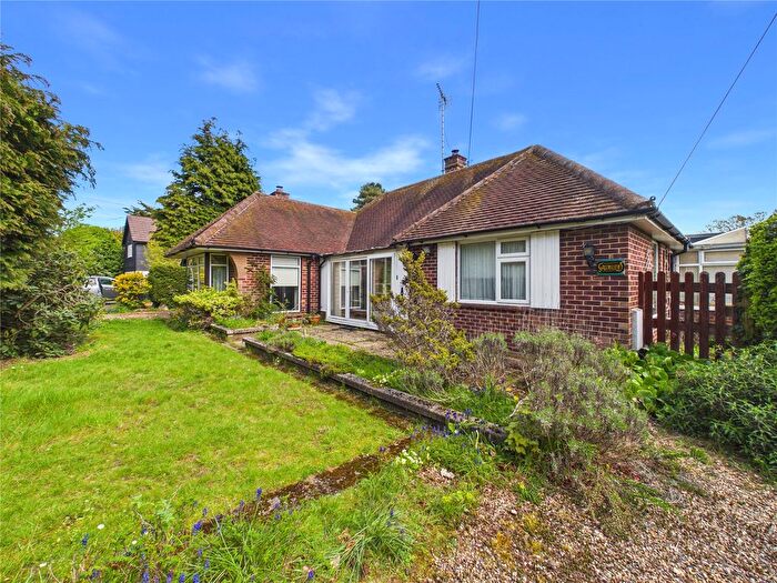 3 Bedroom Bungalow For Sale In Chestnut Walk, Little Baddow, Chelmsford, Essex, CM3