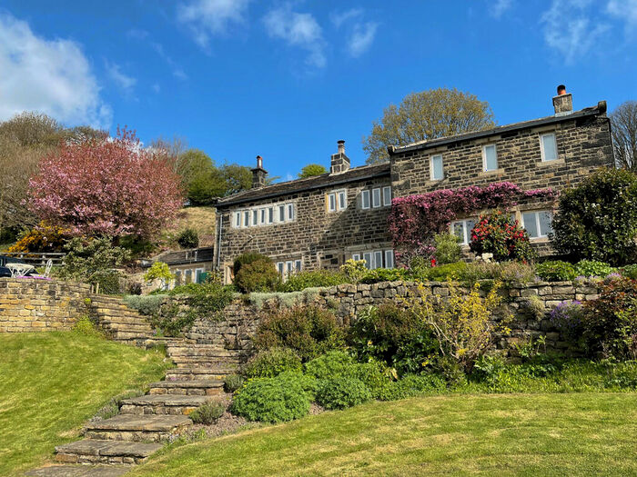 4 Bedroom Detached House For Sale In Burlees Lane, Hebden Bridge, HX7