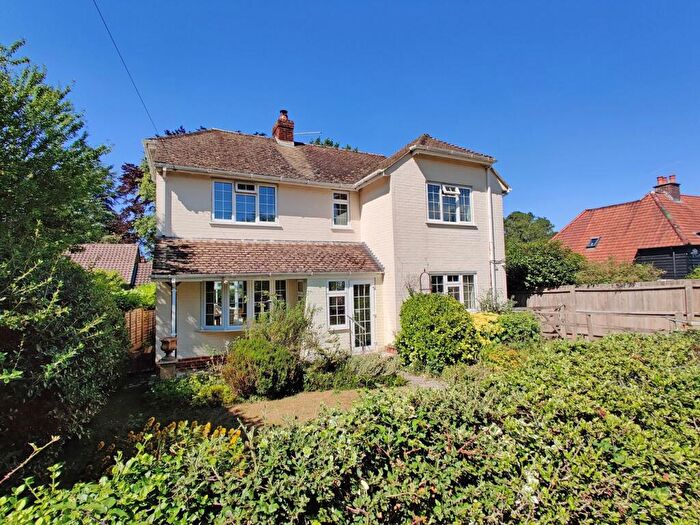 4 Bedroom Detached House For Sale In Clough Lane, Burley, Ringwood, BH24