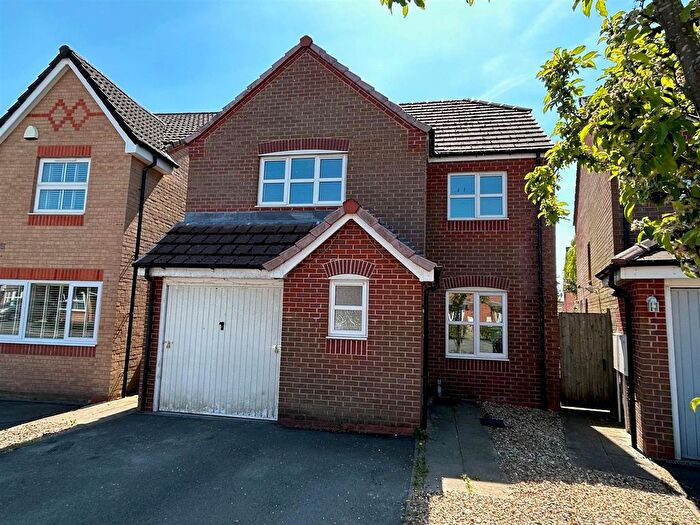 3 Bedroom Detached House For Sale In Holcroft Drive, Abram, WN2