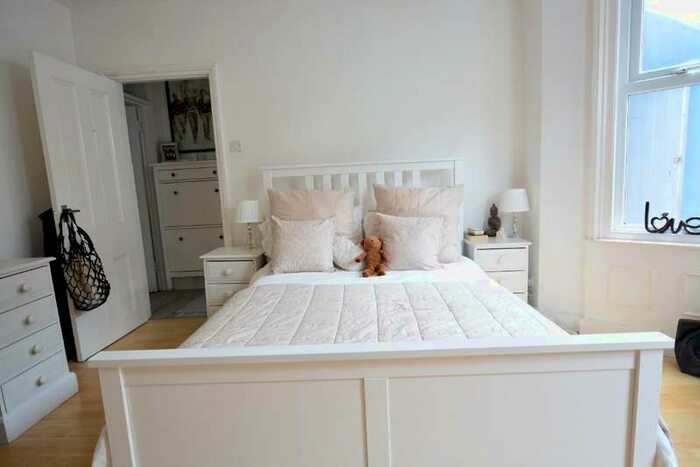 1 Bedroom Flat To Rent In Goldstone Road Hove, BN3