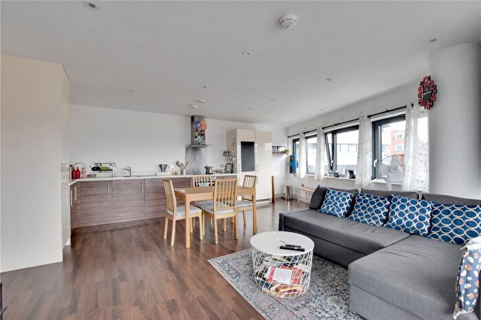 2 Bedroom Flat For Sale In Lambarde Square, London, SE10