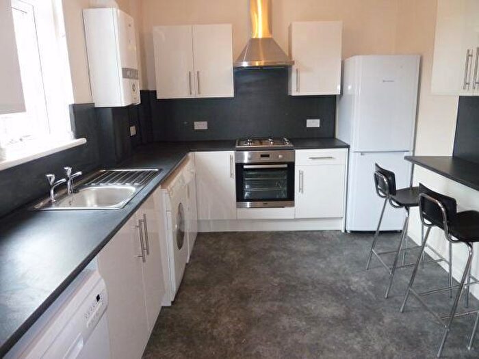 3 Bedroom Terraced House To Rent In Walker Road, East Quayside, Newcastle Upon Tyne, Tyne And Wear, NE6